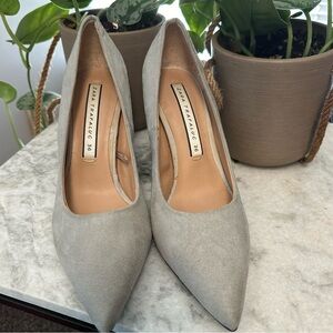 Are - Grey Heels